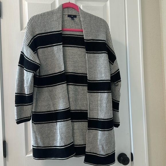 GAP Factory Sweaters - Gap Women's 100% Cotton Textured Black and Grey Striped Open Front Cardigan